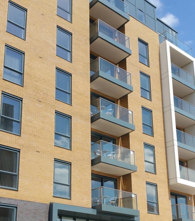 Contemporary Apartments With Secure Parking Reading Eksteriør billede